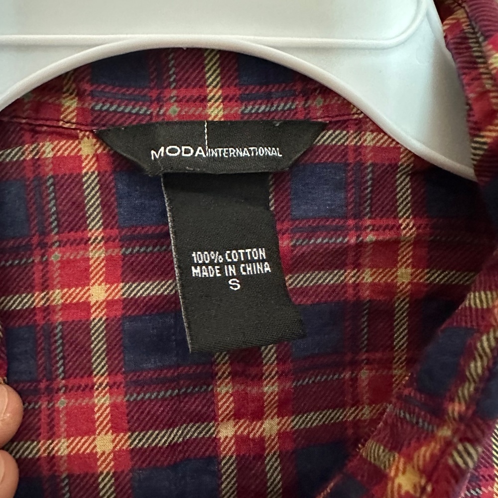 Moda International Ruffles Button Up - image 4